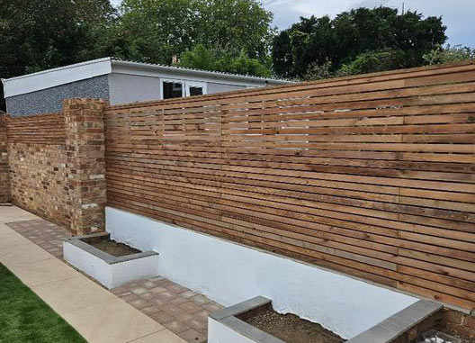 Professional Fencing Services Across North London & Hertfordshire | MGF Fencing